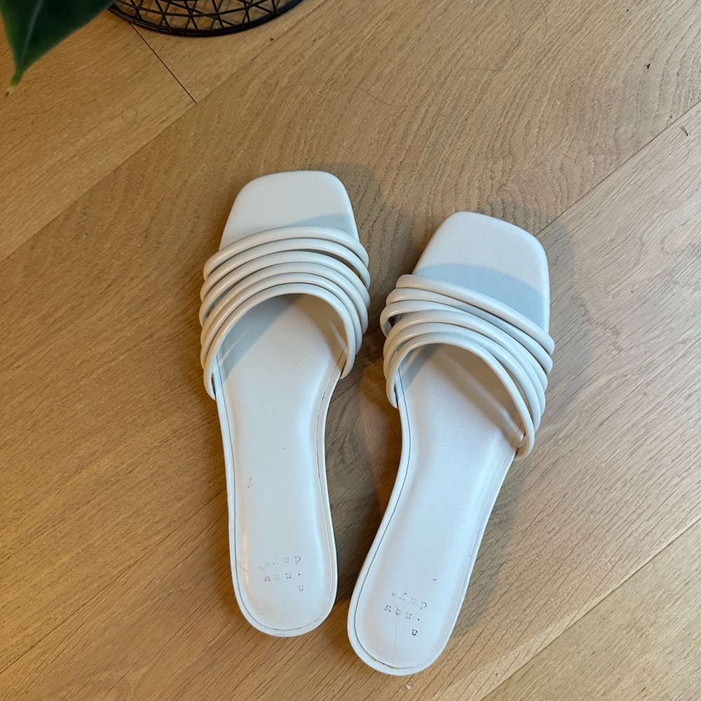 Flat Cream Sandals